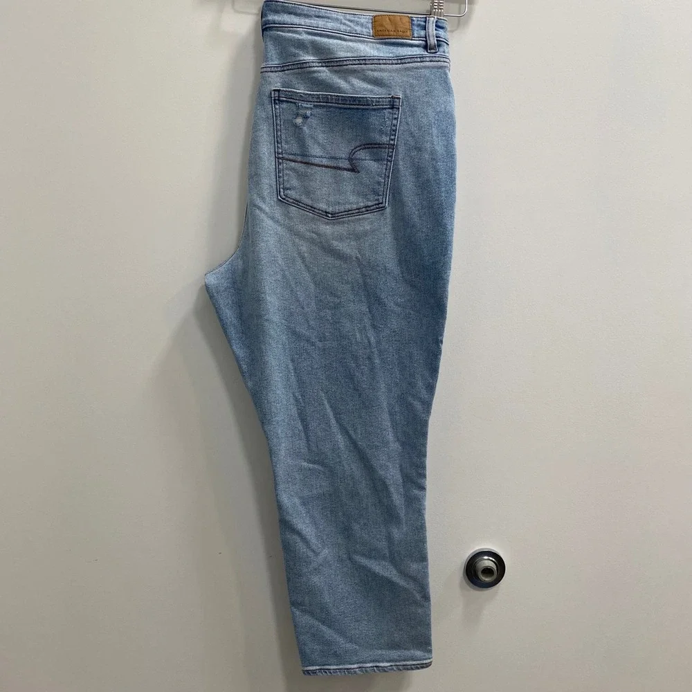 American Eagle Jeans Womens 18 Short Blue Mom Button Fly Distressed High Rise